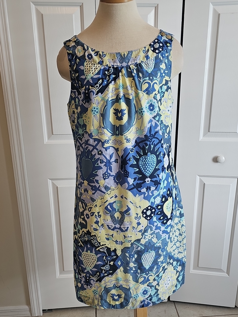 Talbots Blue and Yellow Floral Sleeveless Shift Dress Lined Lightweight Sz 10